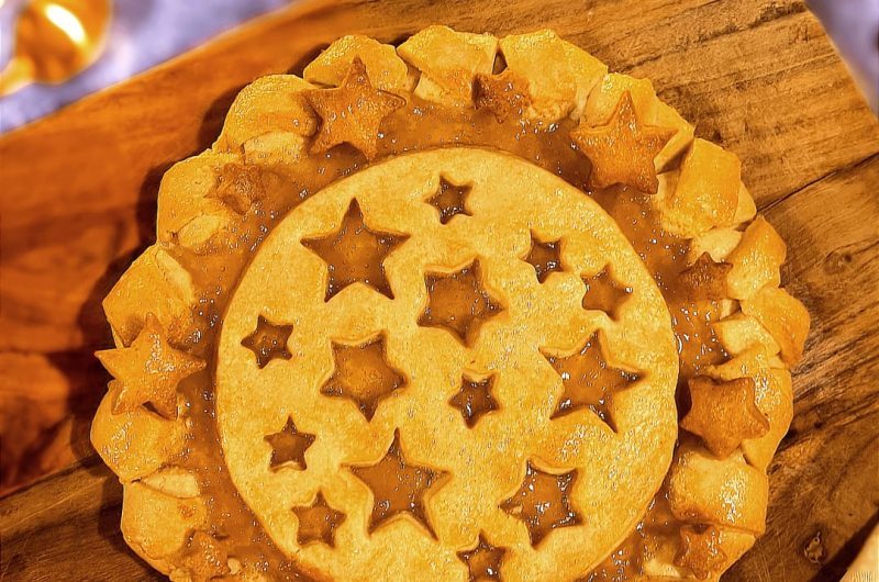 TARTE PÂTE BRISEE Â LA GELEE DE COINGS